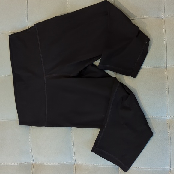 Everlane Pants - Everlane Perform Capri M